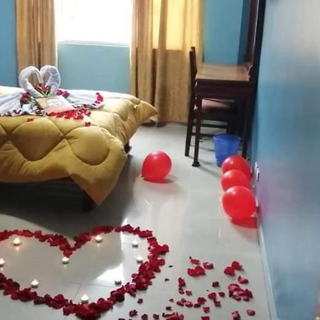 Hostal Zamorano Hotel Quito Luaran gambar